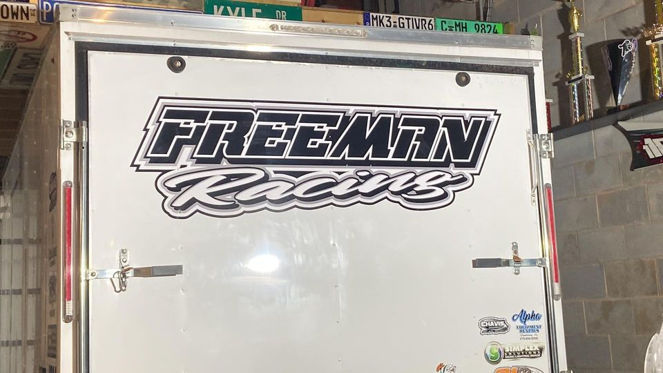 Thumbnail: The Custom Trailer Decal