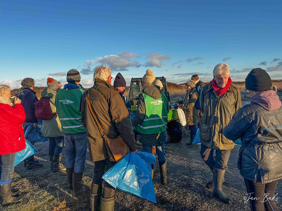 Stranden natuurlijk schoon - Vuilruimen op Groene Stranden.
