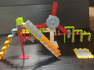 疫情退散,還我學校遊樂區!