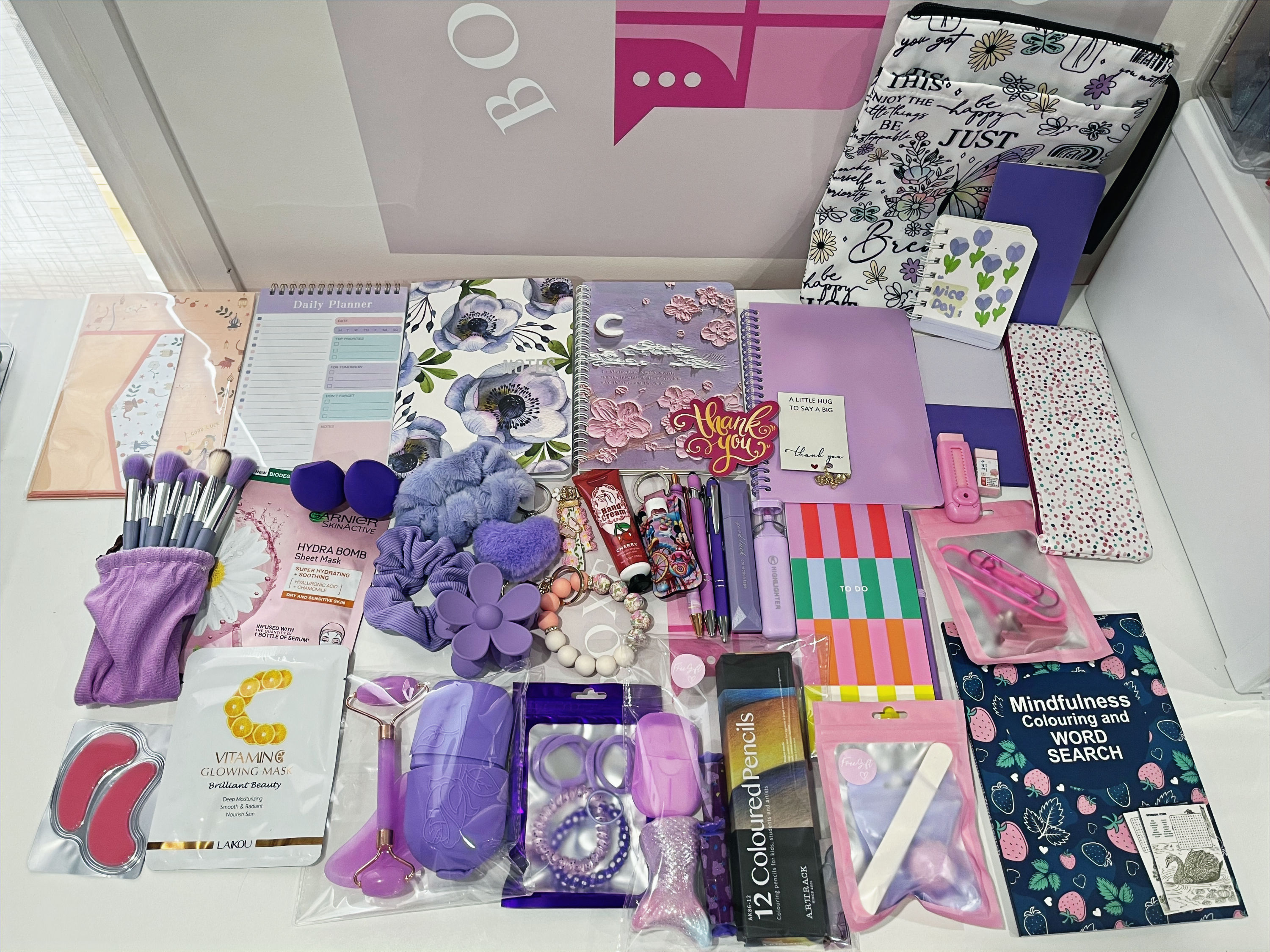 Large Mystery Box 30 Items