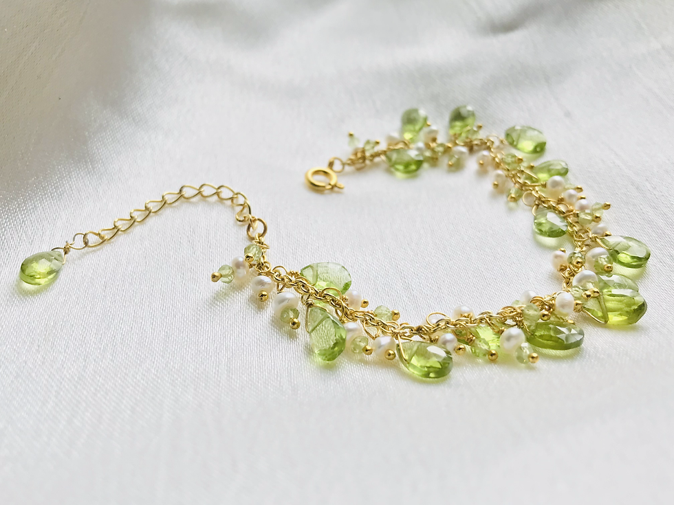 Gracious Pearl And Peridot Bracelet