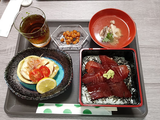 万よし鉄火丼.jpg