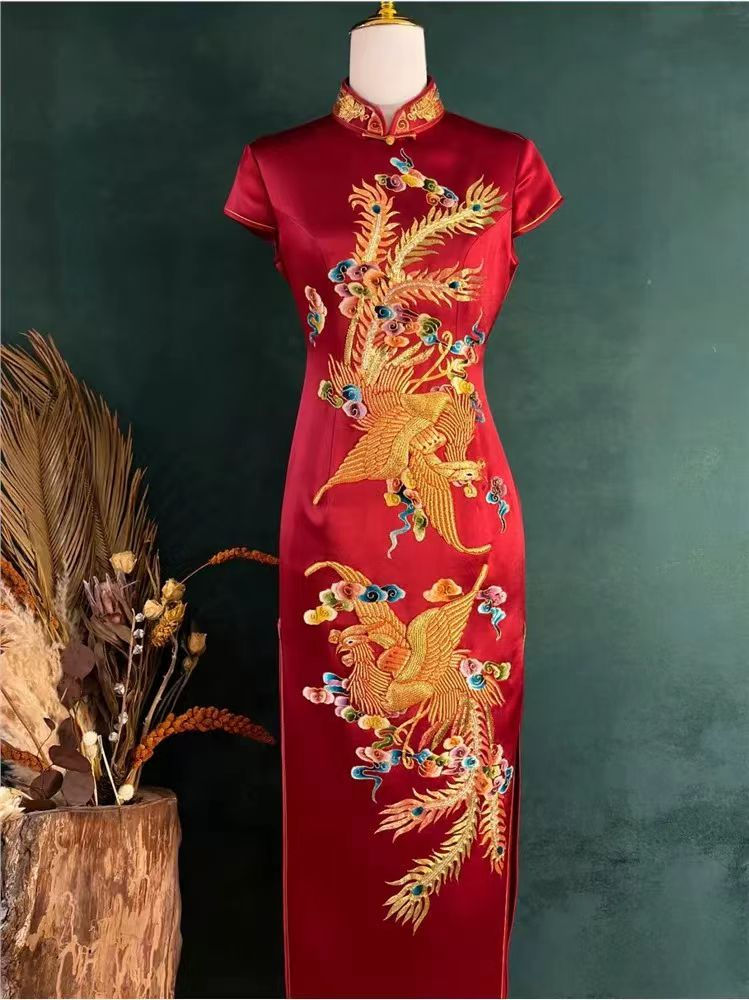 Thumbnail: 55050 Elegant & Youthful High-End Red Wedding Cheongsam, Mother-of-the-Bride or