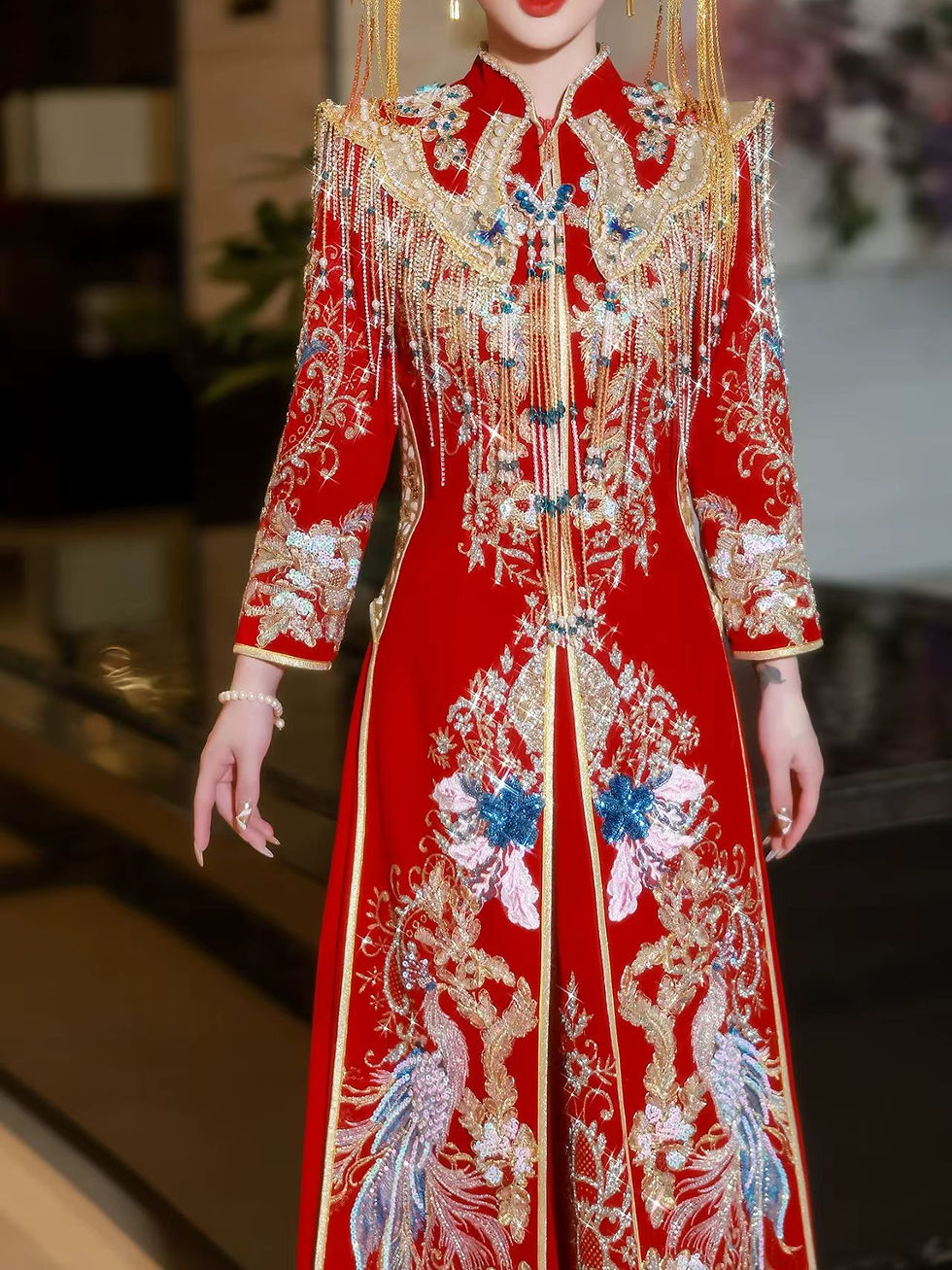 66039 Heavy Embroidery Dragon & Phoenix Xihe Suit: Chinese Wedding Dress for the