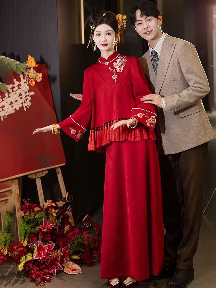 Thumbnail: 77018 Luxury Modern Chinese Xiuhua Bridal Gown  Petite Wedding Dress for Tea Cer