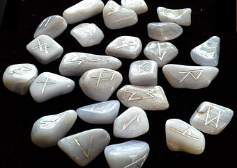 Yulia Applewood Psychic Medium Seance Gallery Group Reading Salem Witch