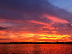 Even the sun sets in paradise
.
.
.
.
