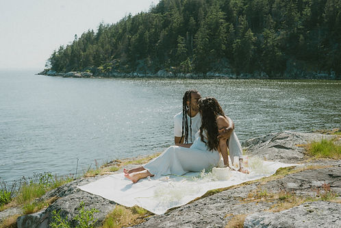 west-vancouver-couples-photoshoot.jpg