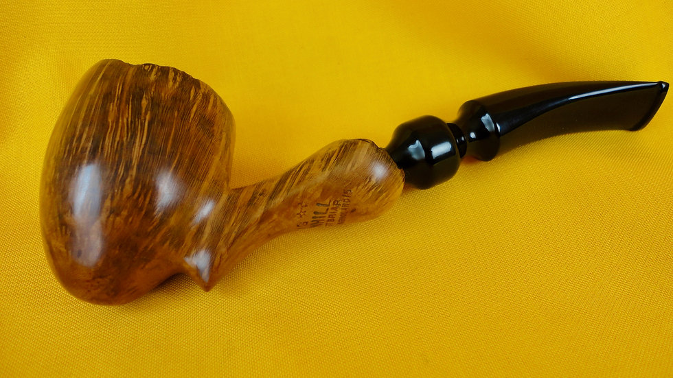 Dunhill Root Briar Freehand ** S/G de 1975. No. 8