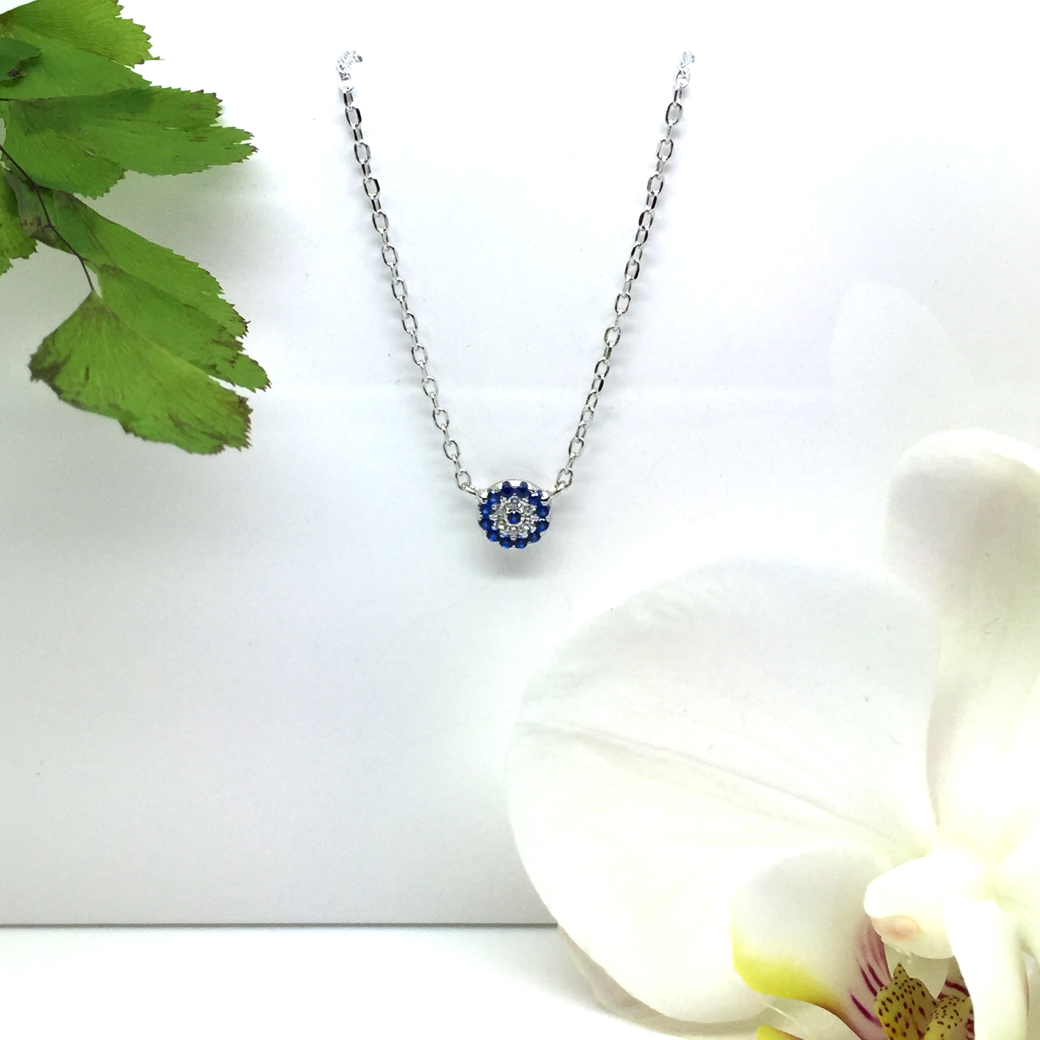 Collier "oeil "