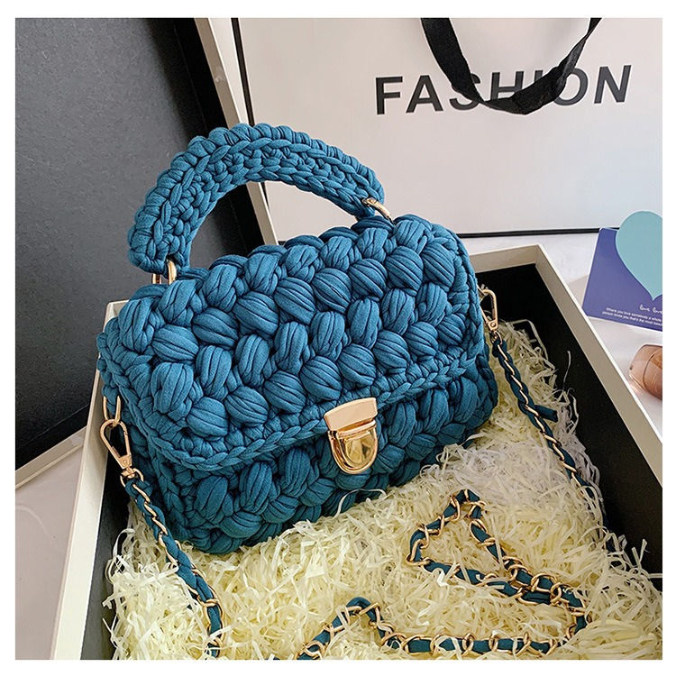 Thumbnail: DIY Crochet Hand Messenger Bag