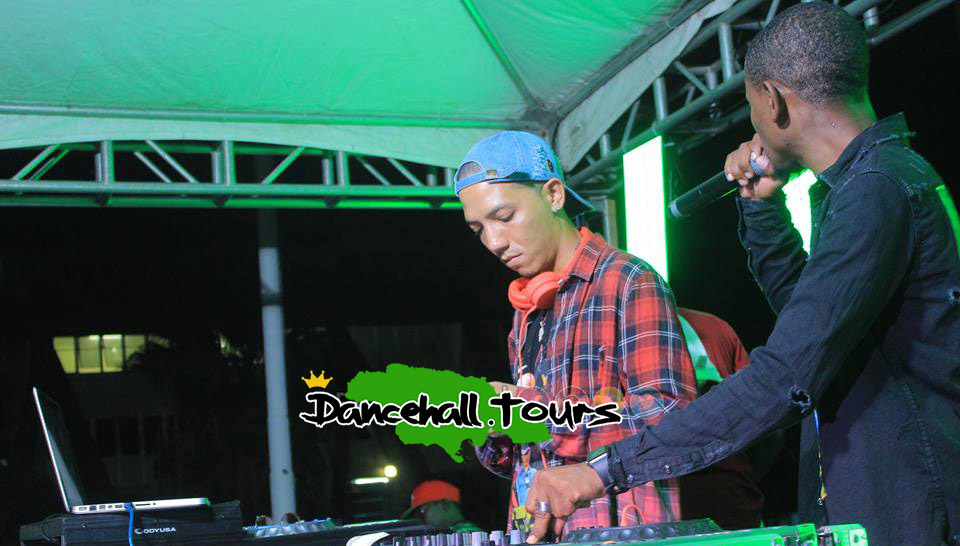 Pon di plaza - Chromatic