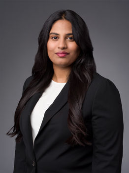 Professional Headshot Houston woman 25