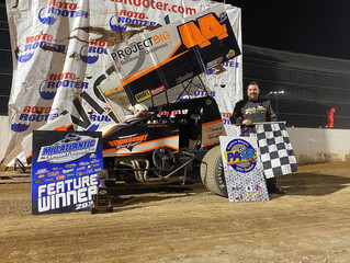 WINNING HIS FIRST SPRINT CAR VICTORY IN HIS ROOKIE YEAR IS ZACK BEALER!!