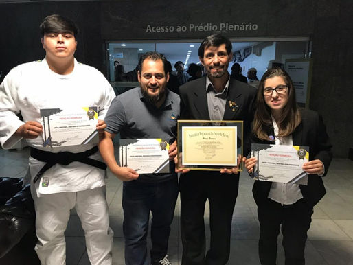 Diretor Técnico da Federação Paranaense de Judô recebe Menção Honrosa da Assembléia Legislativa do E