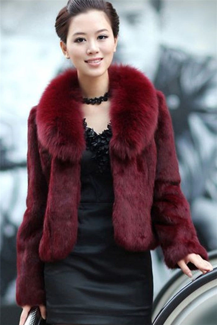 الصورة المصغرة: High Quality Winter Warm Fluffy Faux Fur Coats Jackets Women Furry Short Faux