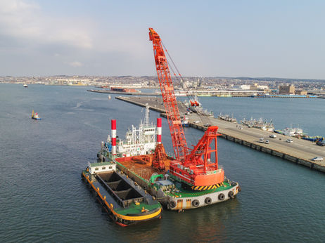 八戸港浚渫工事