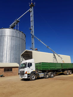 Silos_12.jpg