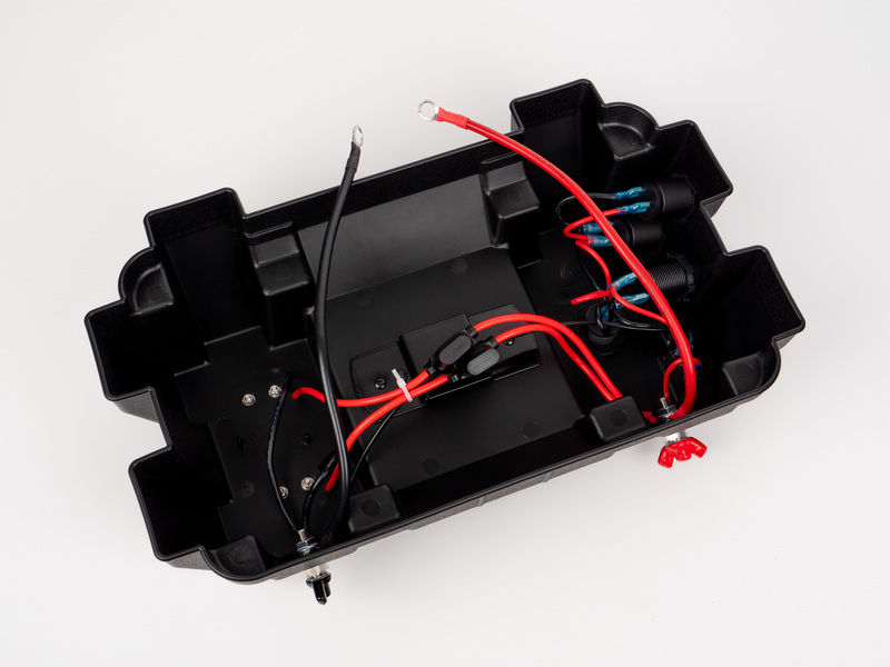Miniaturbild: Carbest Batteriebox Energy-Station mit Außenklemmen