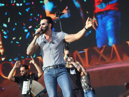 Mar de gente no domingão! Gusttavo Lima reúne 265 mil pessoas em show histórico no Verão Maior Paraná