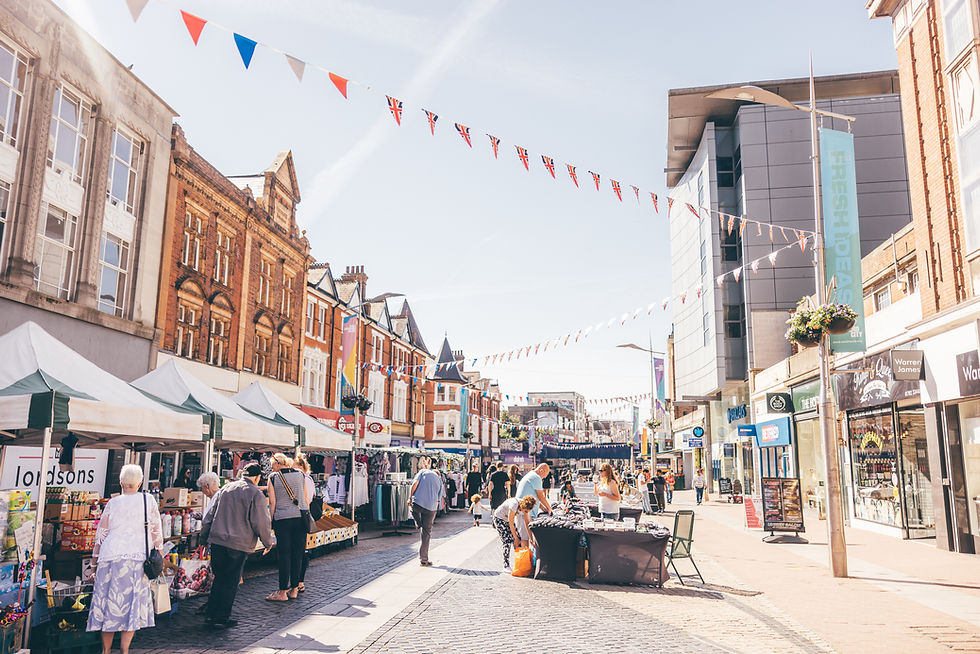 Southend bunting hanging baskets