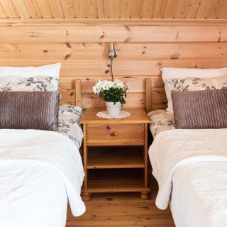 twinbeds.jpg