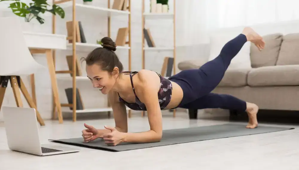 Prática de yoga online no Círculos do Yoga