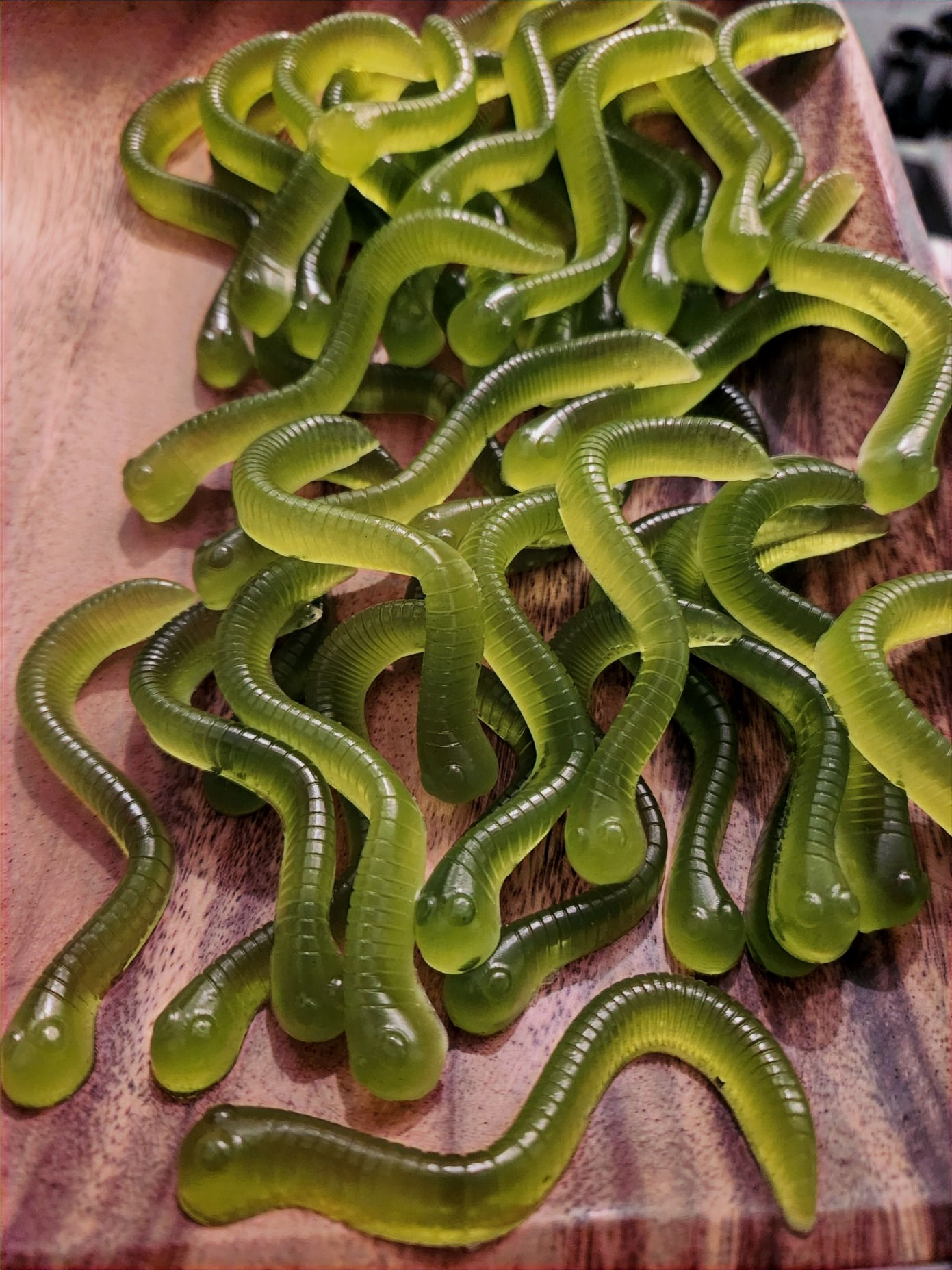 GALAXY GUMMIES - Worms - Watermelon