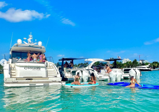 Thumbnail: NEW Inflatable Water Hammock