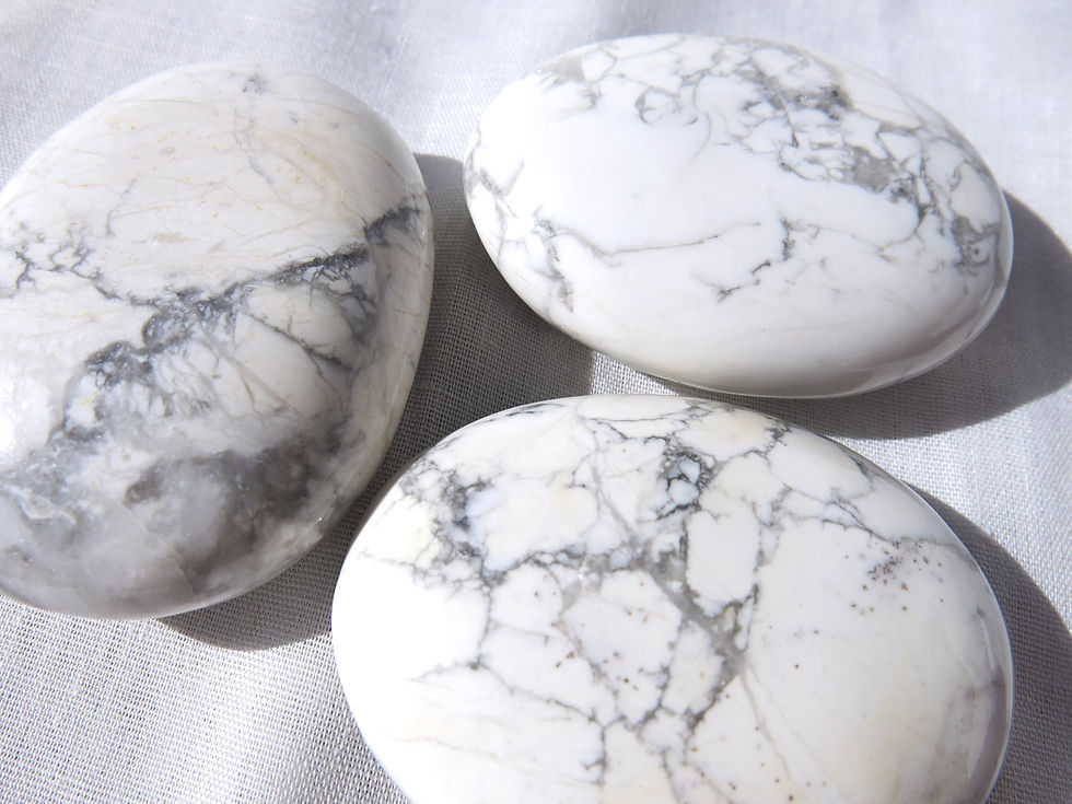 Thumbnail: Howlite Oval Palmstone