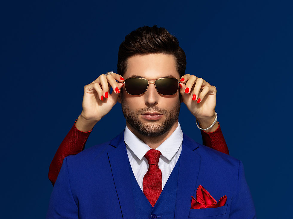 Colin. grooming by Loni