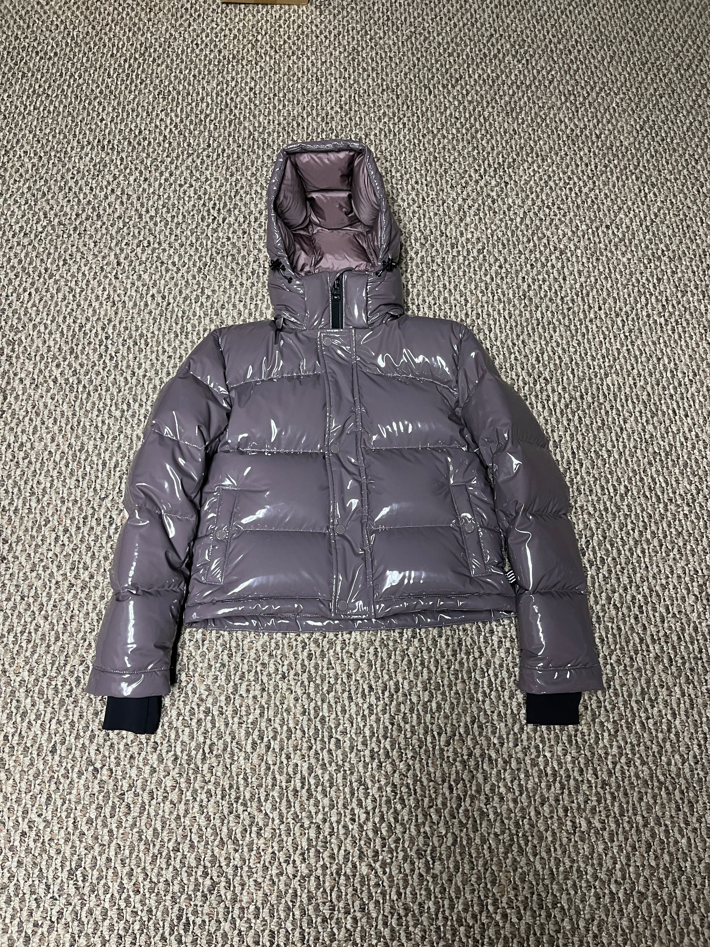 Women's Aritzia Super Puff Shorty Puffer Jacket Lacquer Purple Sz. 3XS