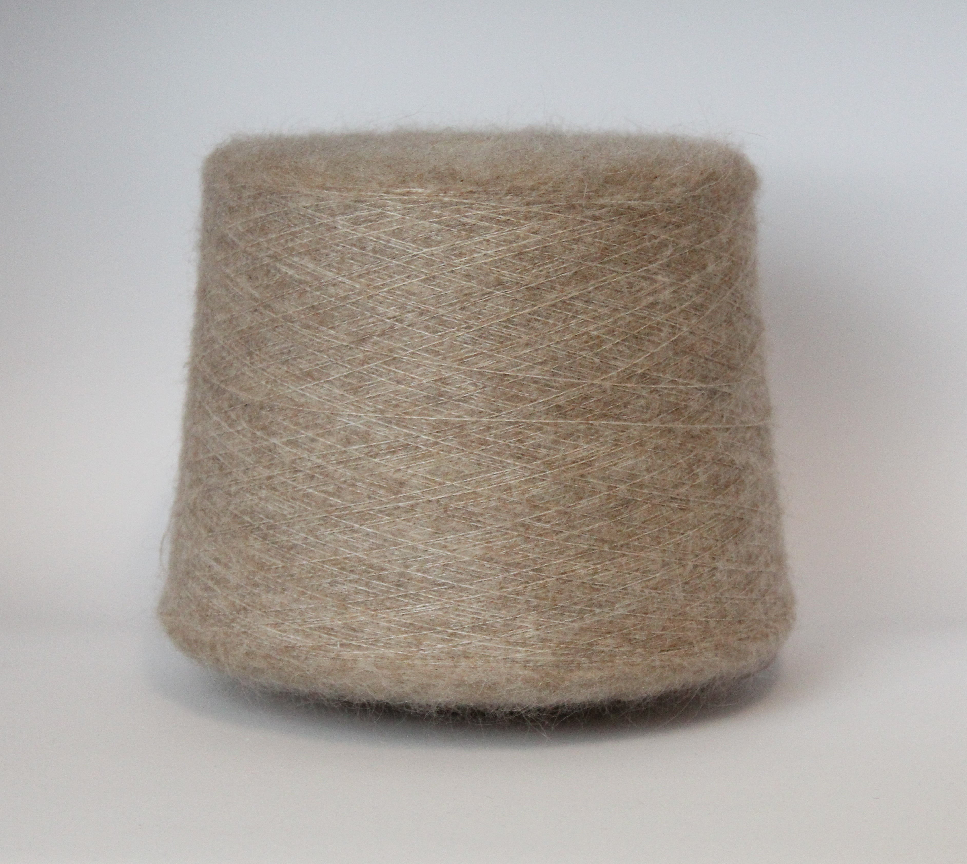 Art. MIK 50% Kid Mohair 50% Nylon NM 10000  1432 gr.