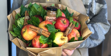 2022 02 12 Zdravi slatki buket (1a).JPEG