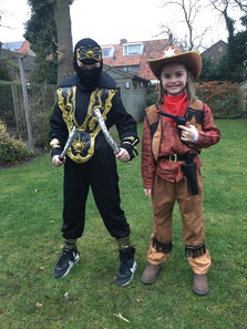 Mien naef Ruben en nichske Sanne kómme helemaol oet Bunnik mitviere!