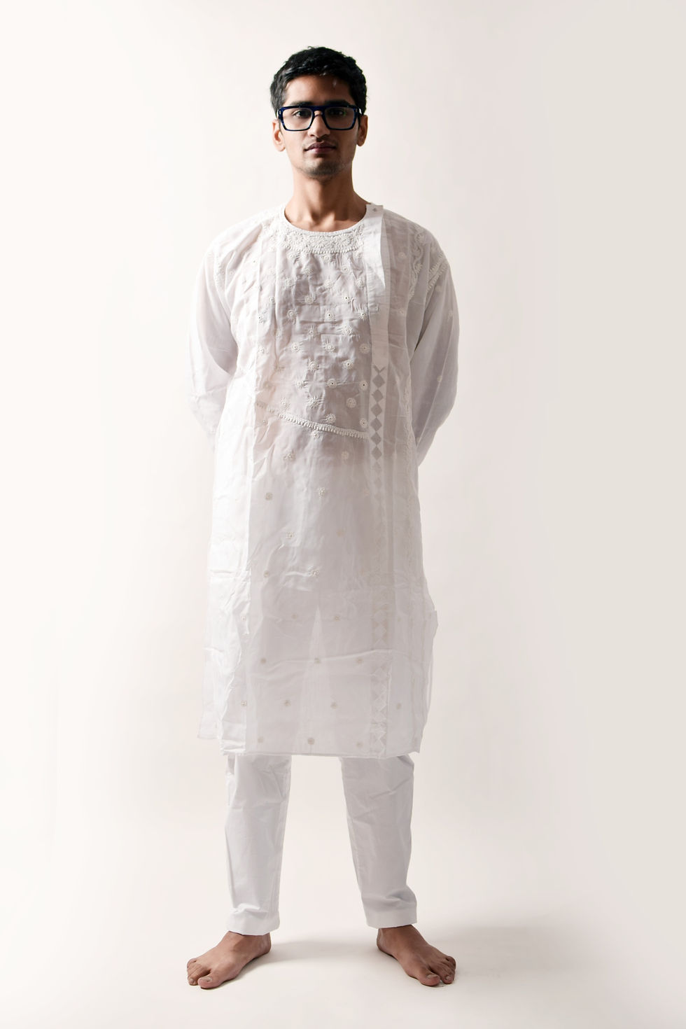 Thumbnail: Veer Chikankari Kurta