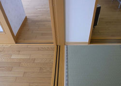 フローリングと畳