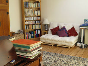 Photo of Charlotte Tomlinson's piano studio