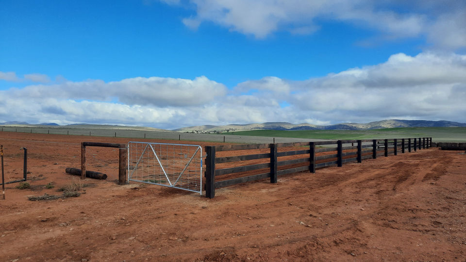 Rural fencing contractor Driver Enterprizes Eudunda