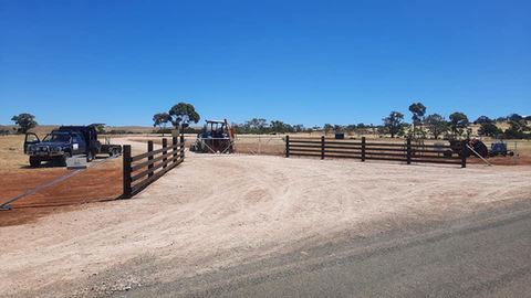 Rural fencing contractor Driver Enterprizes Eudunda
