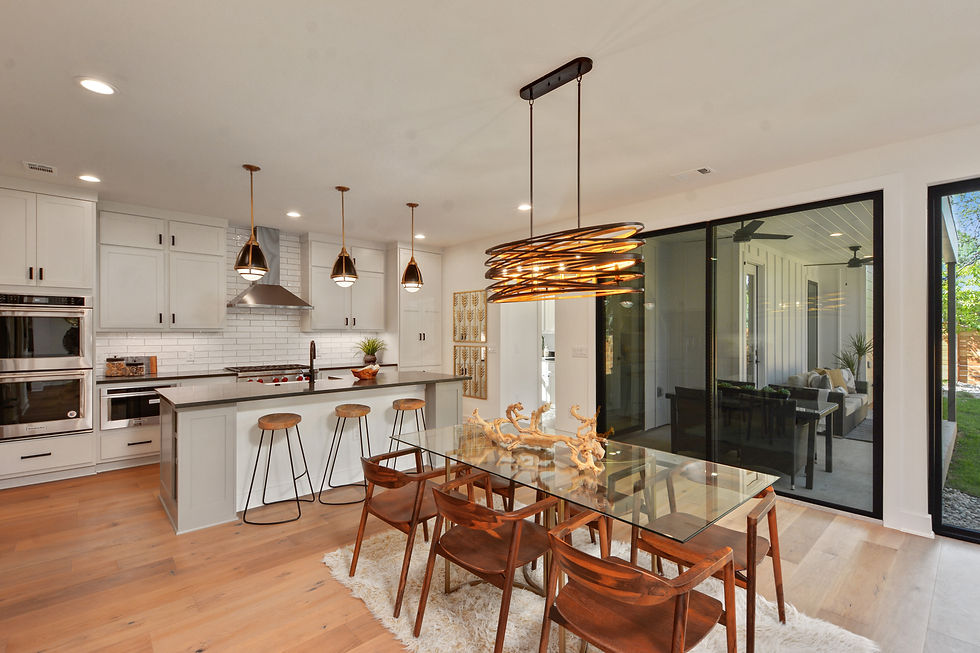 Kitchen:Dining Room