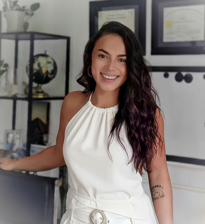 This is Jules Rabelo, Founder and Holistic Nutrition consultant of Esea Medica