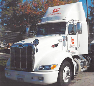 P-1C Peterbilt 384 385 386 roof air fairing wind deflector