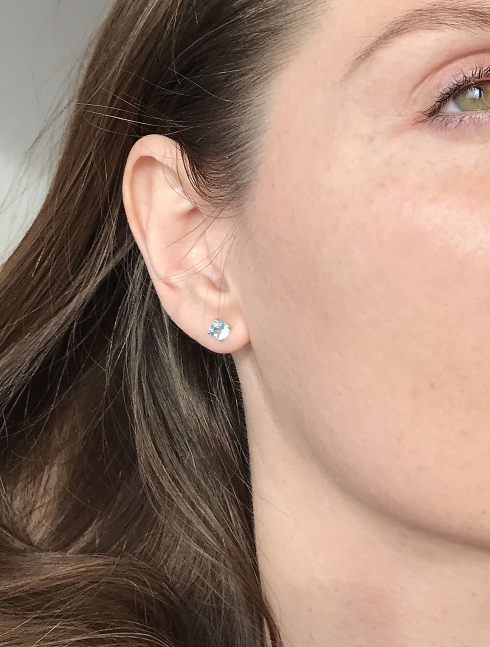 Thumbnail: Aquamarine Stud Earrings 5mm (0.74ctw)