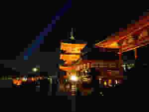 三重塔