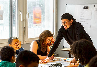 Atelier de l’auteur Gabriel Rouffié lors des Mots Passants, le festival annuel de littérature et illustration d’Astrolab dans le quartier Belcier de Bordeaux.