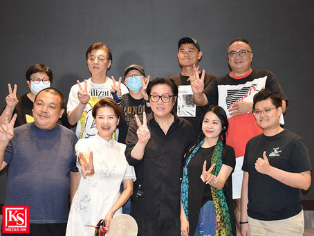 「冠忠巴士集團有限公司」呈獻話劇《雷雨》再度搬上香港舞台11月8-12日西九演出陳培甡邀羅冠蘭義務當指導 黎燕珊入行40年做舞台新生