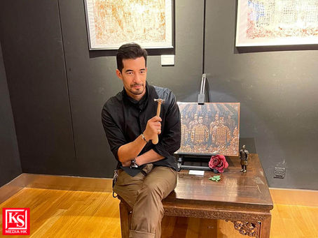 古天祥(Carlos卡路士),金屬雕刻工藝作品 “Phantom Peace”,翻譯名是「虛幻的和平」,作品的本意是突顯戰爭與和平的矛盾、光明與黑暗的矛盾。