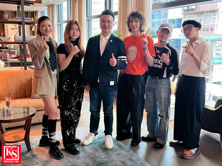 新晉創作歌手TAOTAO黃曦桃跟張明偉的Charming Way和樂團WHIZZ為「博愛青年發展基金」籌款出席「SO ME SHOW MUSIC音樂會」