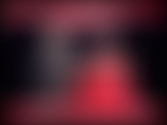 《阿姐Diva汪明荃演唱會2025》澳門站圓滿完成汪阿姐看到台上舊劇照充滿回憶